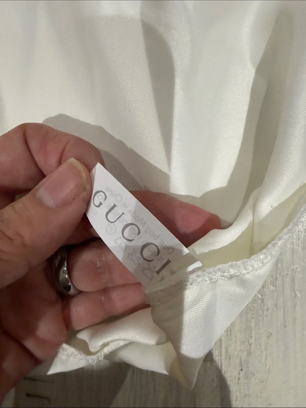 Gucci White Drawstring Dust Bag with Logo Patch